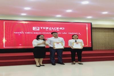 Vinh danh NV kinh doanh xuất sắc tháng 6/2019
