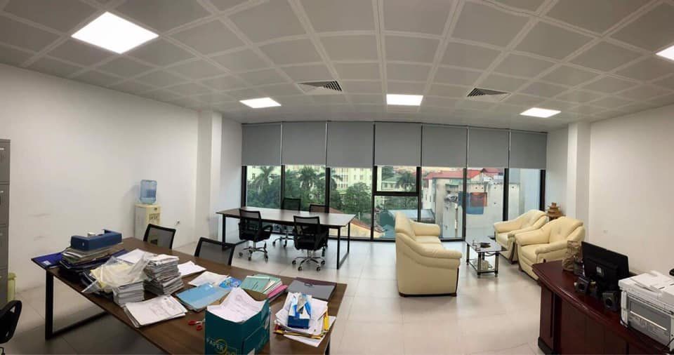 Bán tòa nhà văn phòng 9 tầng Trung Văn có thang máy, để xe FREE, giá thỏa thuận. LH em 0989734734