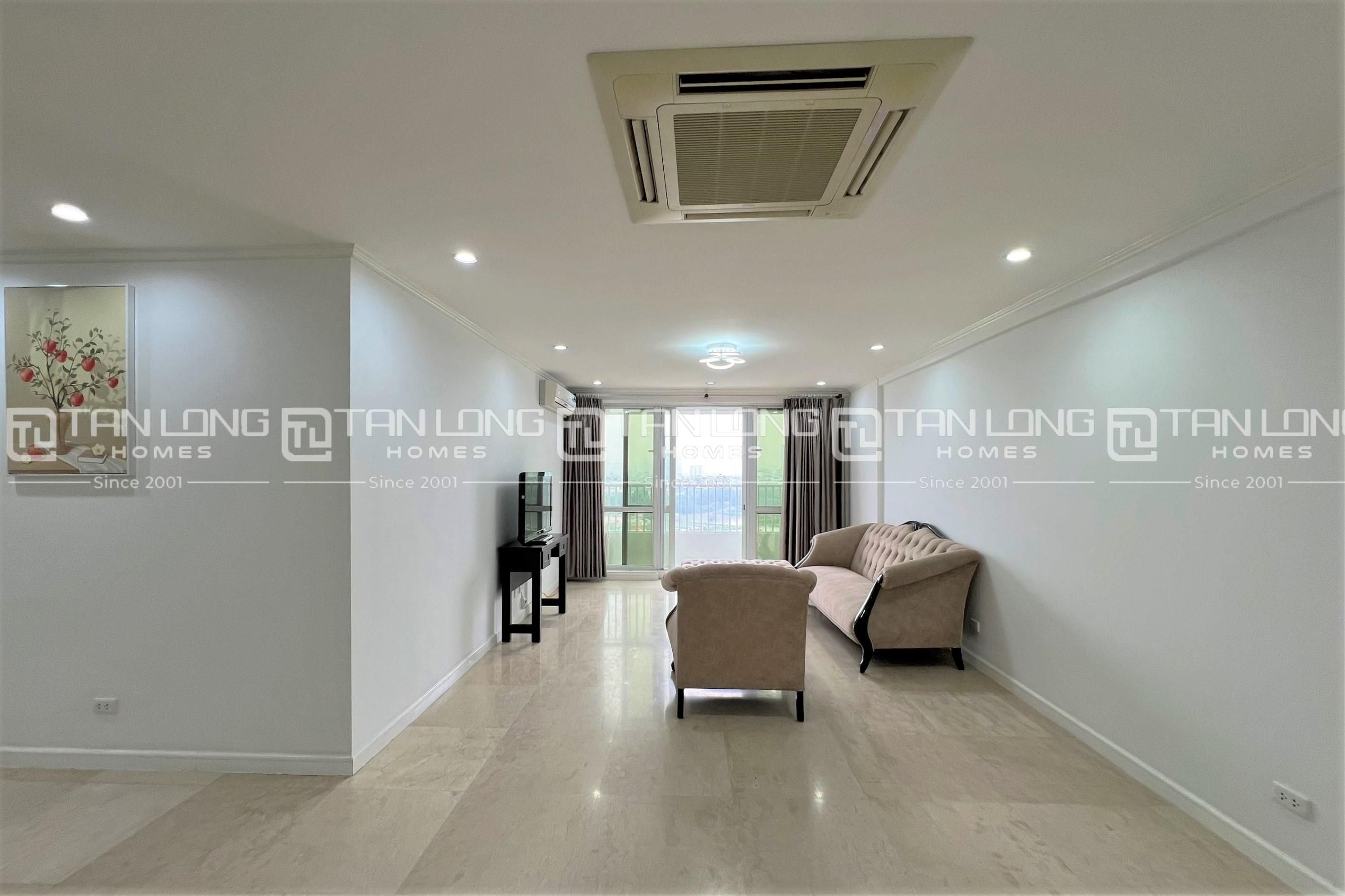 Cho thuê căn hộ 4PN/182m2 đồ cơ bản tòa P2 Ciputra