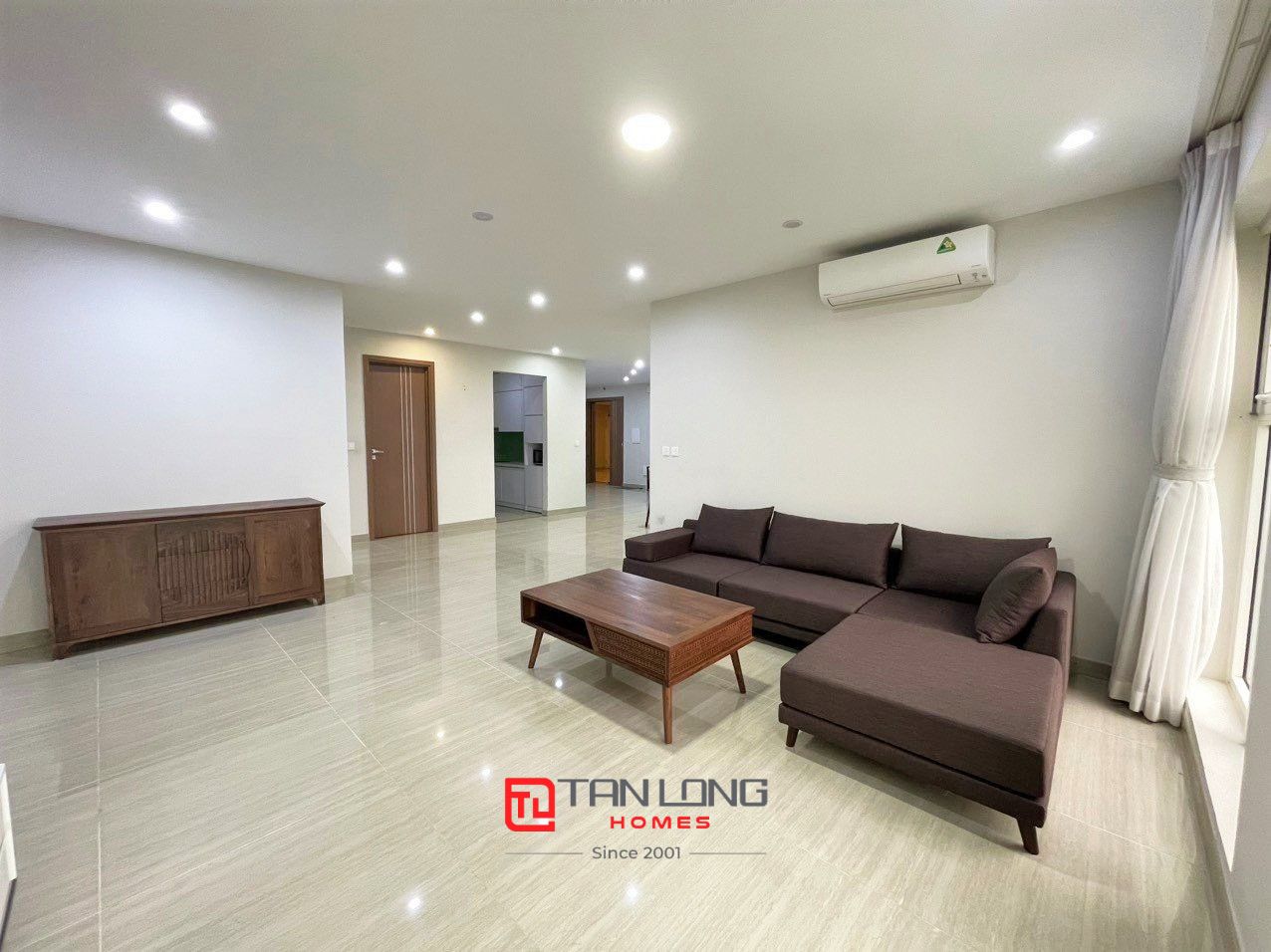 Chính chủ cho thuê căn hộ 3 ngủ 154m2 full đồ mới tòa L4 The Link Ciputra