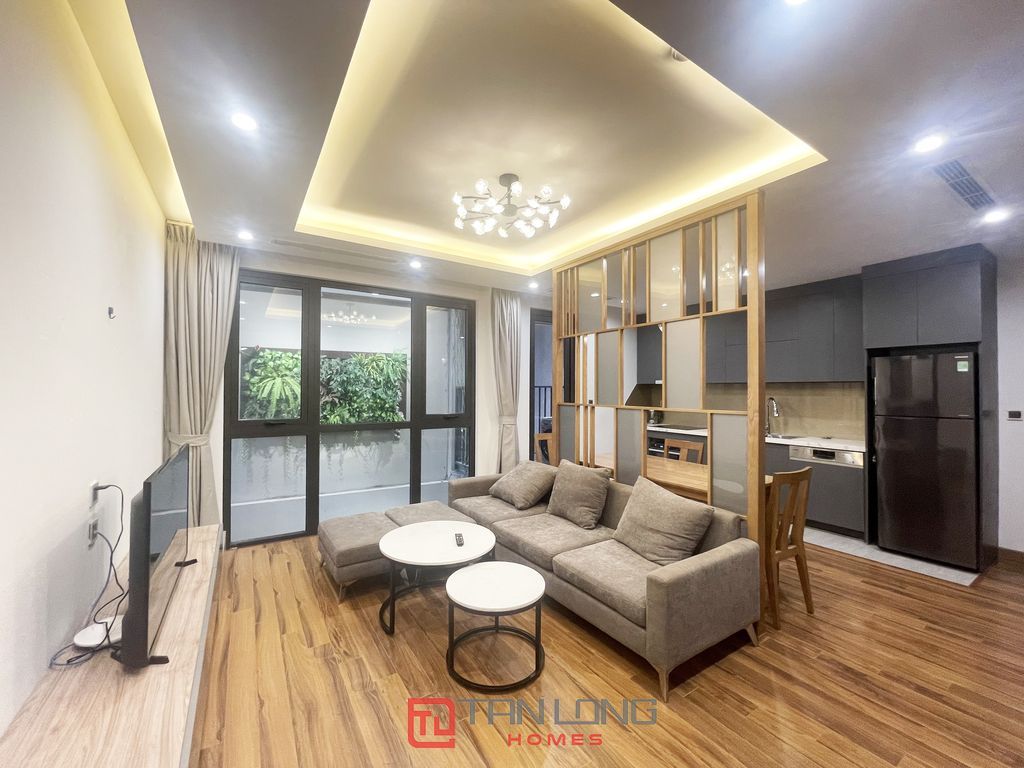 Cho thuê căn hộ 2N2VS rộng 90m2 - có bể bơi tầng thượng tại Từ Hoa