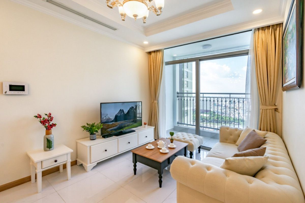Cần thuê căn 2 phòng ngủ tòa Monaco nhà trống diện tích 65m2 tầng trung view hồ The Cosmopolitan