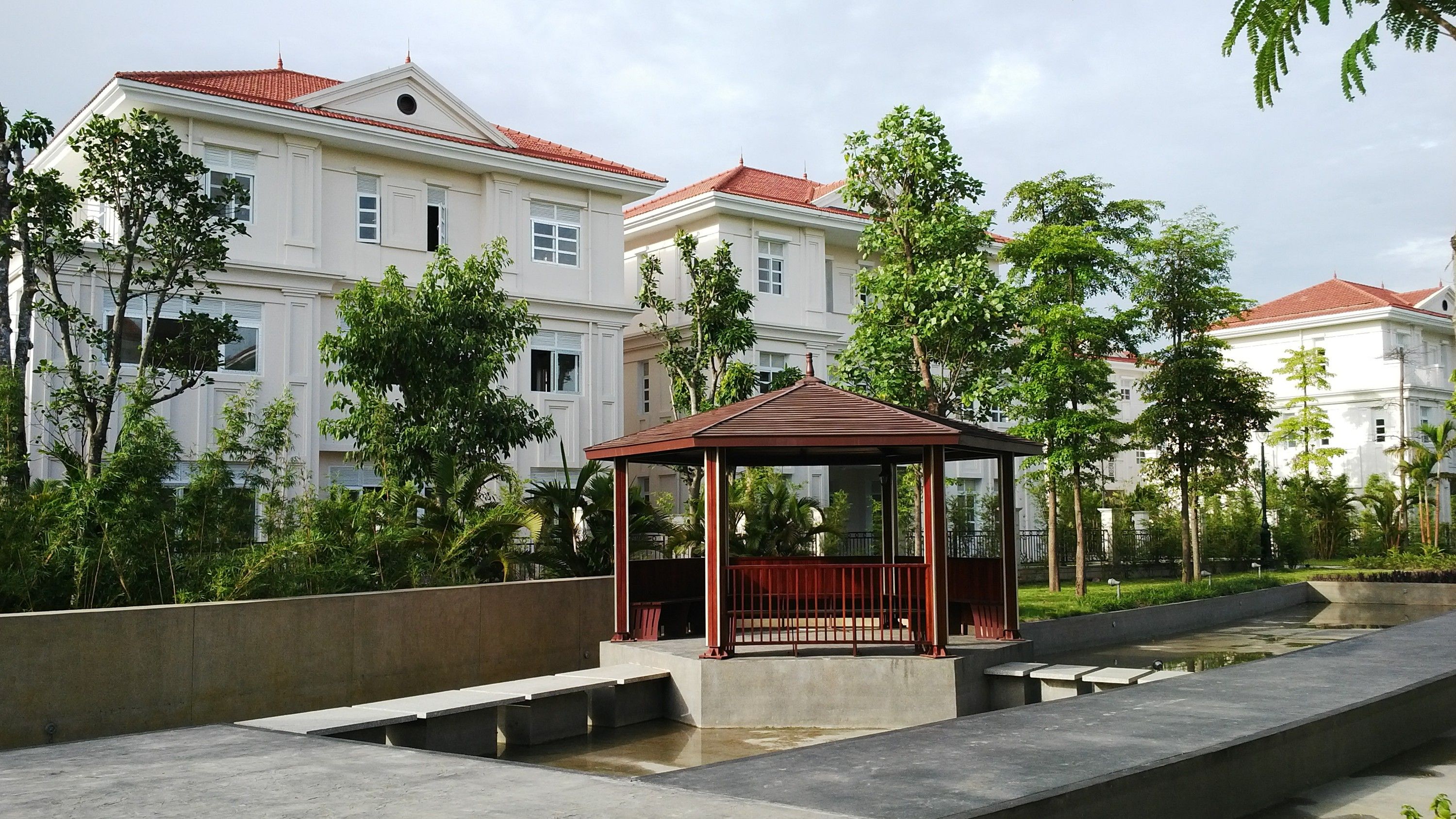 Cho thuê nhà liền kề 150m2 tại dự án Mailand Ha Noi City