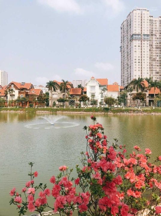 Cho thuê nhà liền kề Khu đô thị Thiên đường Bảo Sơn mặt hồ thoáng mát