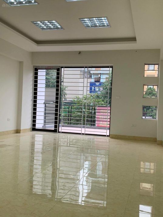 Cho thuê shophouse 107m2 Văn Phú, Hà Đông, căn góc 3 mặt tiền
