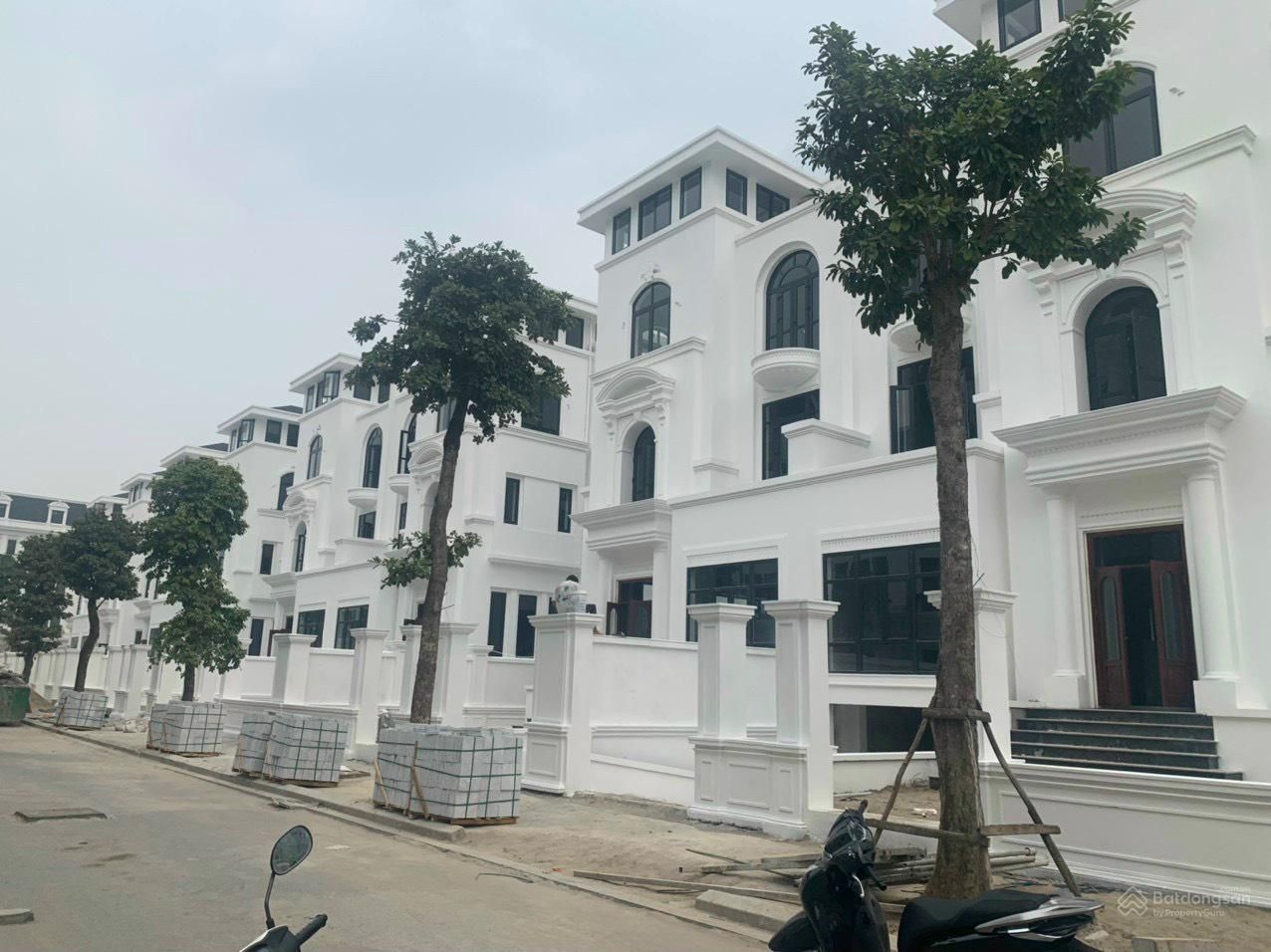 Bán biệt thự 212m2 hướng Đông Bắc có đường trước nhà rộng 12m tại KĐT Louis City Đại Mỗ