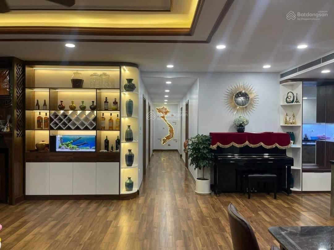 Bán căn hộ chung cư căn góc, tầng trung, diện tích 110.6m2 thiết kế 3PN, nội thất đầy đủ, giá tốt