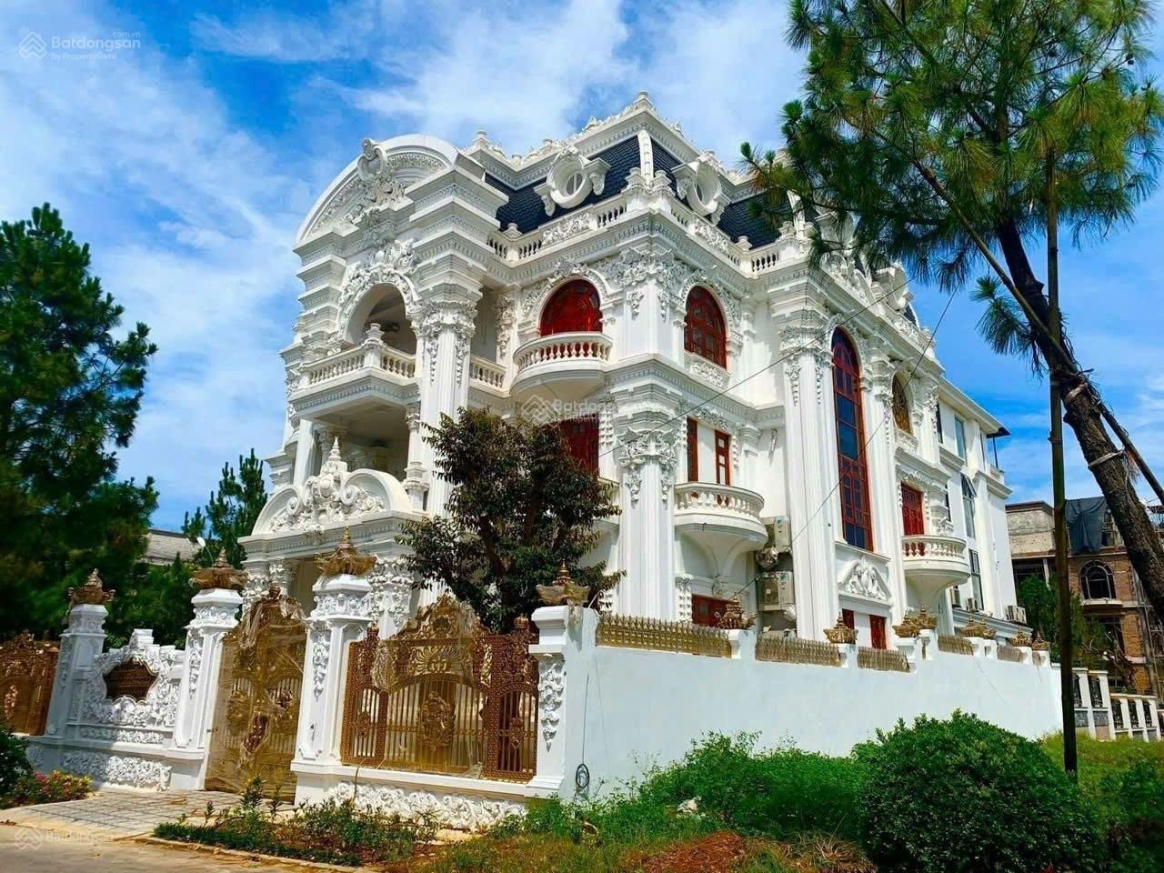 Cần cho thuê biệt thự đơn lập The Phoenix Garden Đan Phượng DT 400m2 full nội thất hướng Tây Bắc