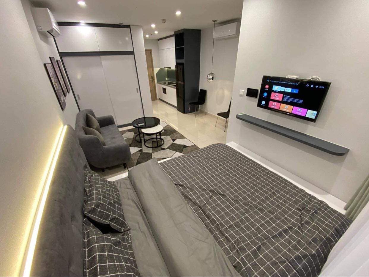 Cần bán căn hộ chung cư 1 phòng ngủ toà W1 tầng cao Vinhomes West Point Phạm Hùng