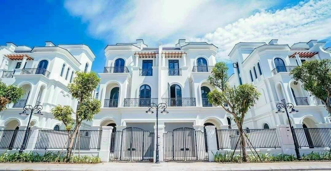 Cho thuê biệt thự song lập 2 mặt tiền 279m2 khu Thời Đại dự án Vinhomes Ocean Park 3 The Crown