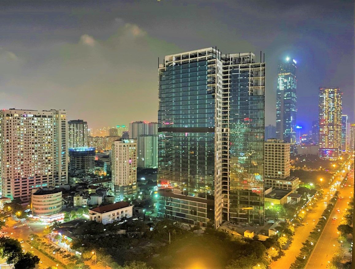 Cho thuê căn góc 3PN/91m2 chung cư cao cấp Golden Park Tower Cầu Giấy, full đồ đẹp. Vào ở luôn