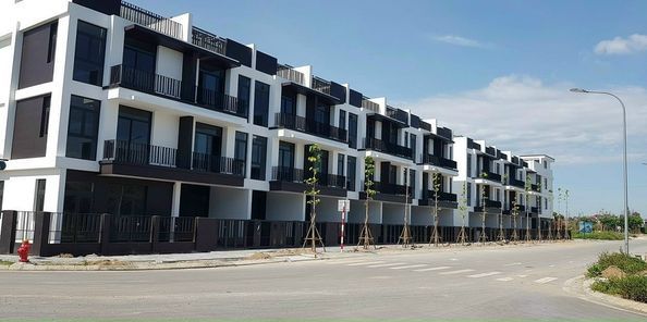 Bán biệt thự đơn lập Hado Charm Villas 200m2 hướng chính Đông