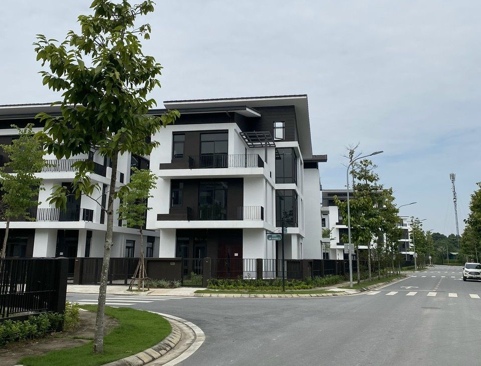 Bán nhà biệt thự song lập Hado Charm Villas căn góc siêu đẹp, 170m2 hướng đông Tứ Trạch