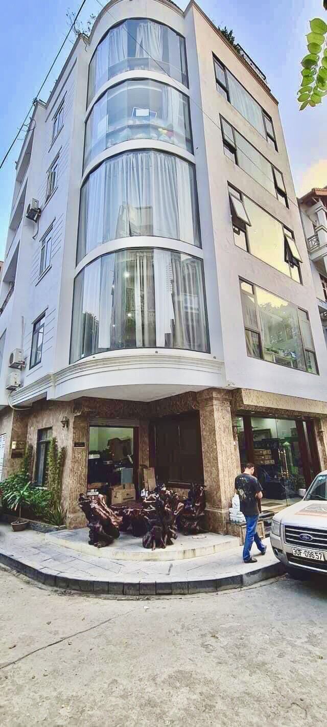 Cần tiền bán gấp nhà lô góc 7 tầng thang máy tại Xuân La, kinh doanh tốt, cách Hồ Tây vài bước chân