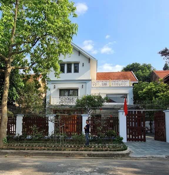 Cho thuê biệt thư đơn lập 450m2 hoàn thiện full đồ đẹp tại Vinaconex 2