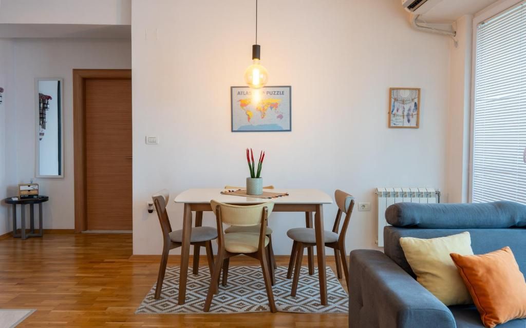 Chính chủ bán căn hộ 1PN 40m2 Vinhomes Cổ Loa, hướng Đông, view nội khu, giá tốt