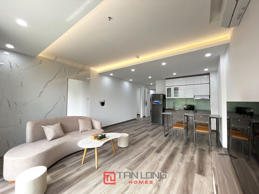 Cần cho thuê căn hộ 2 phòng ngủ tại Tô Ngọc Vân giá siêu rẻ