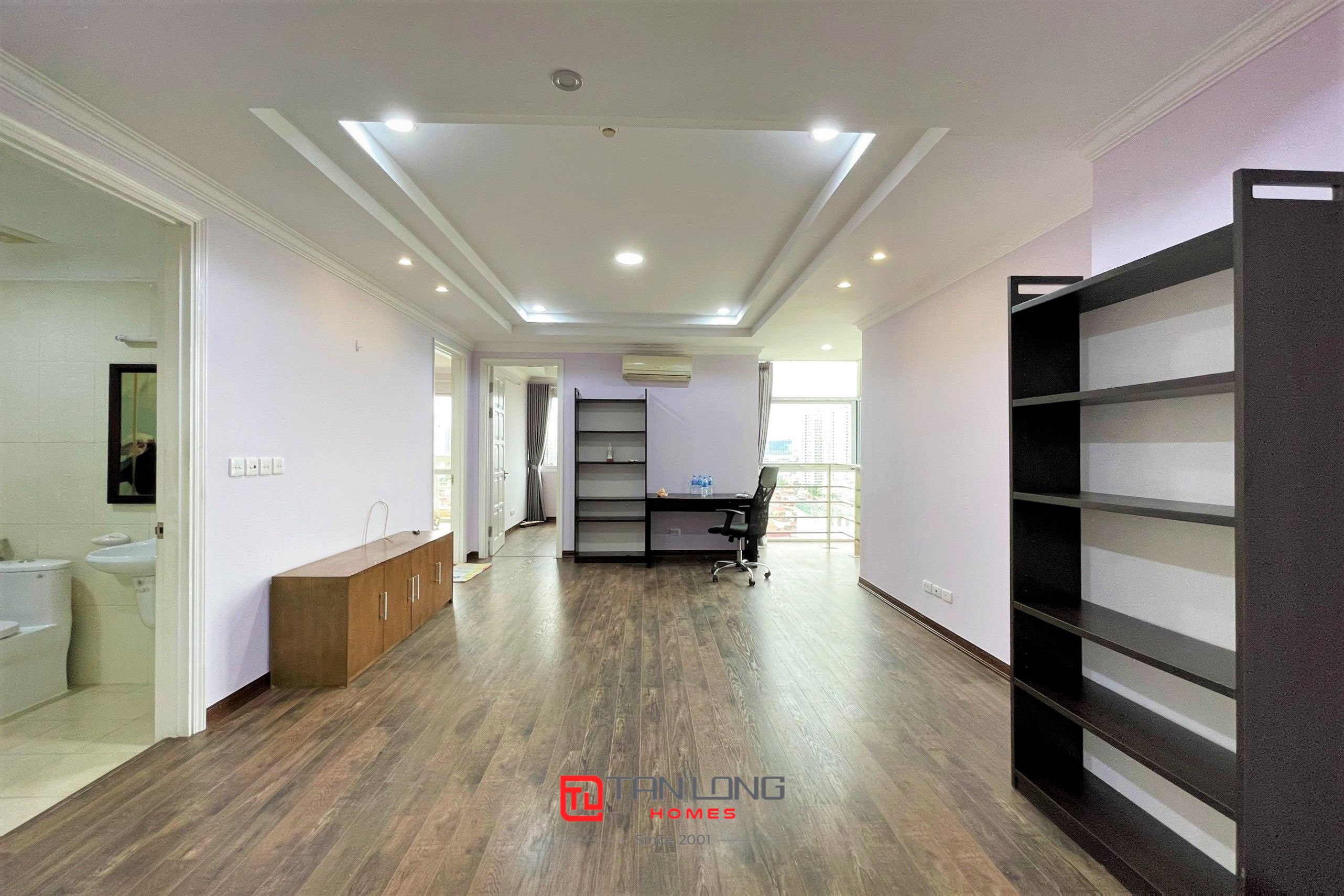 Chính chủ cho thuê căn 3PN/123m2 full đồ mới tòa E5 Ciputra
