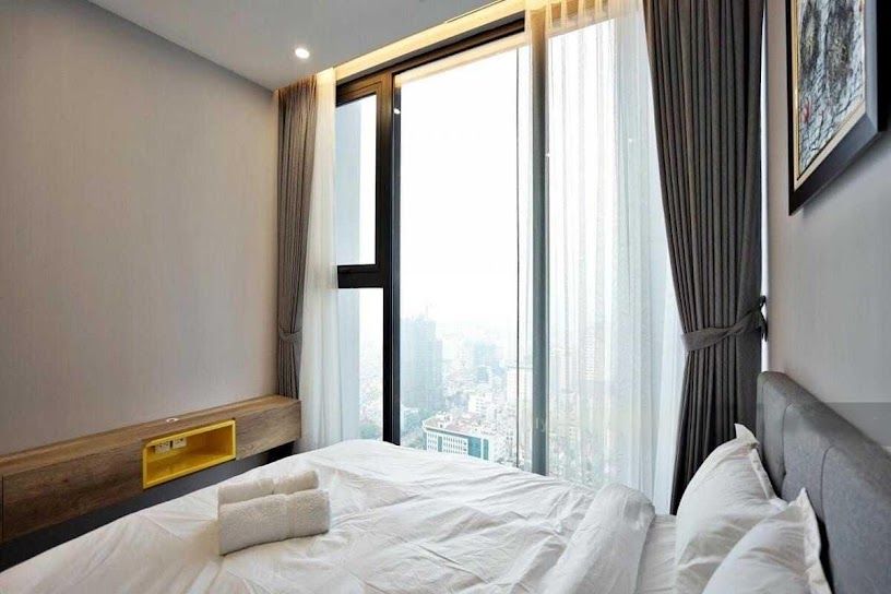 Cho thuê căn hộ DT 97m2 2N 2WC tòa S2 Tầng 9 phòng 6 Sun Grand Thuỵ Khuê