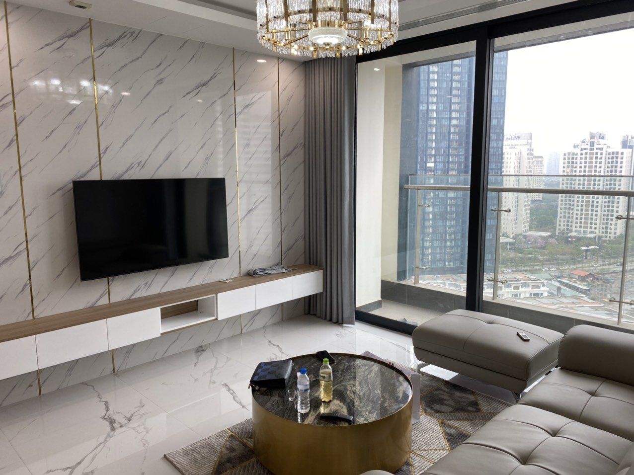 Bán căn hộ Sunshine Riverside tầng cao tầm nhìn đẹp, DT 98m2, giá 10 tỷ. Lh 0989734734