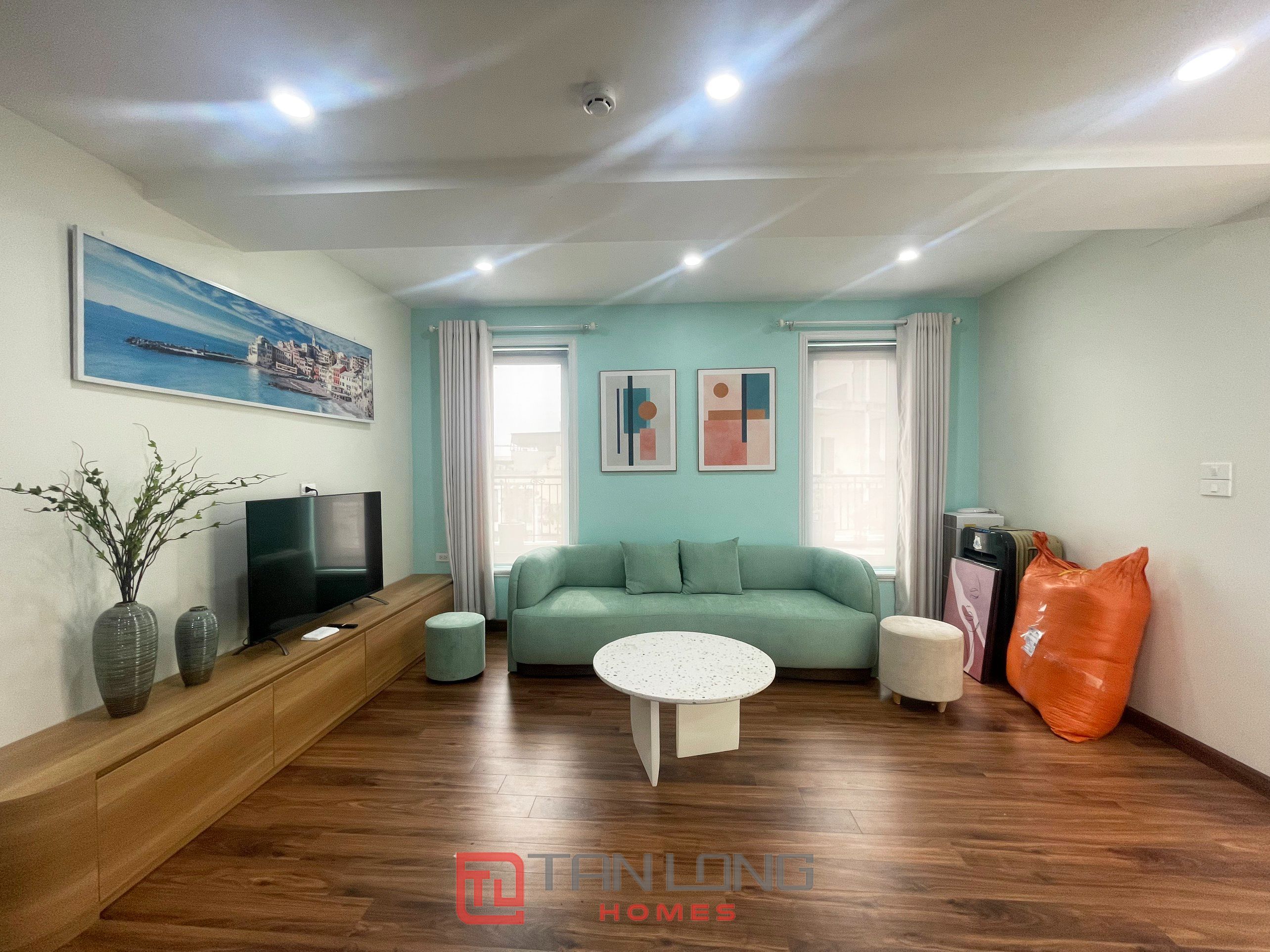 Cho thuê căn hộ 2N2VS tầng 6, 80m2 tại Tô Ngọc Vân giá 25 triệu/ tháng