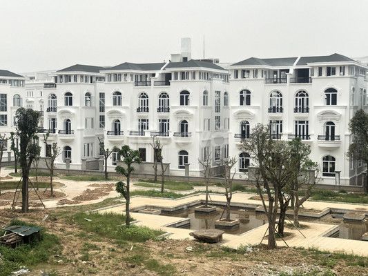 Cần cho bán căn biệt thự đơn lập 200m2 hướng Đông tứ trạch tại KĐT Louis City Đại Mỗ