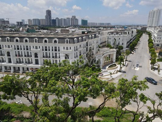 Chính chủ cần bán nhà liền kề 90m2 hướng Tây Nam tại KĐT Louis City Đại Mỗ