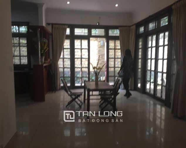 Bán biệt thự khu D4 180m2, 4 phòng ngủ – Ciputra, Tây Hồ, Hà Nội