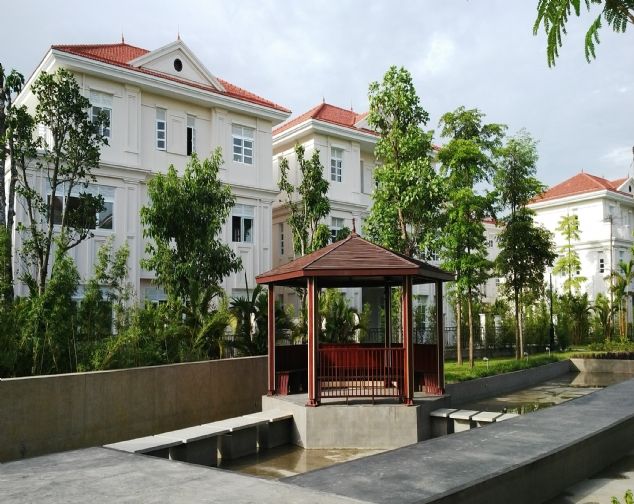 Bán biệt thự đơn lập hướng chính đông Splendora Bắc An Khánh, diện tích 278m2 x 3 tầng bể bơi rộng
