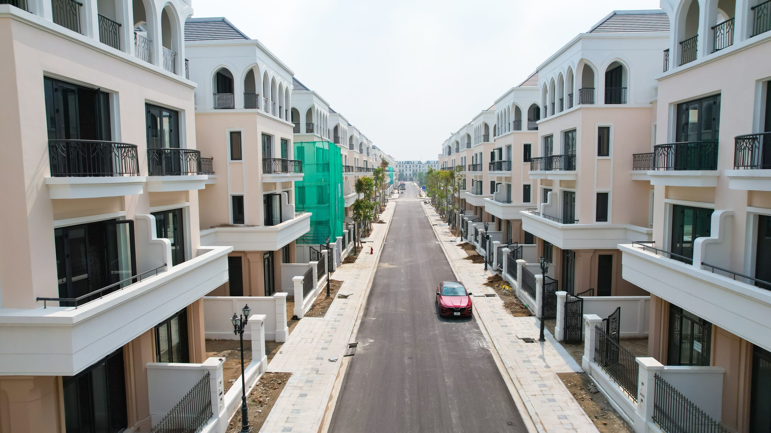 Cho thuê nhà liền kề Chà Là đường 13 - 13m Vinhomes Ocean Park 2 Hưng Yên - DT: 70m2 view công viên