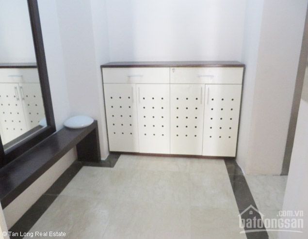 Bán căn hộ 145m2, tầng thấp toà P2, Ciputra, Tây Hồ