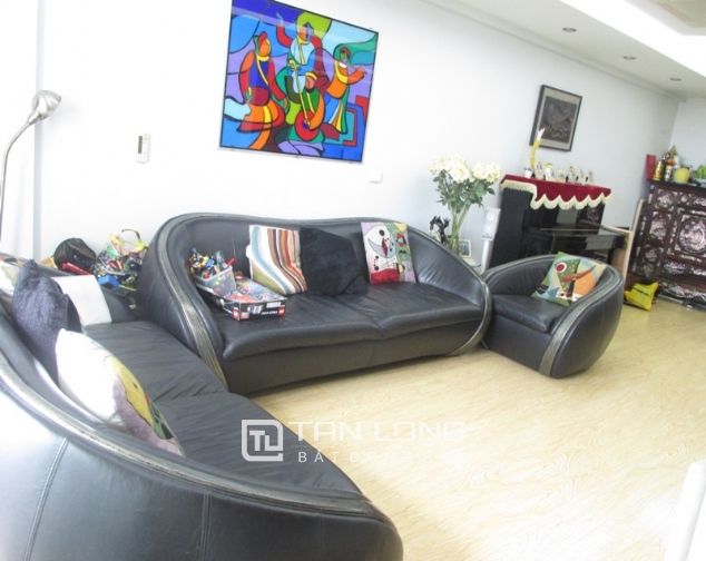 Bán căn hộ 4 phòng ngủ đã sửa đẹp tòa P1, Ciputra