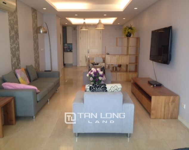 Bán chung cư 145m2, đủ đồ tại tòa P1 Ciputra, quận Tây Hồ
