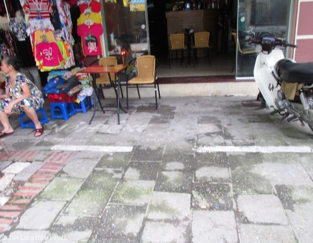 Bán gấp nhà 4 tầng phố Cát Linh – Tôn Đức Thắng
