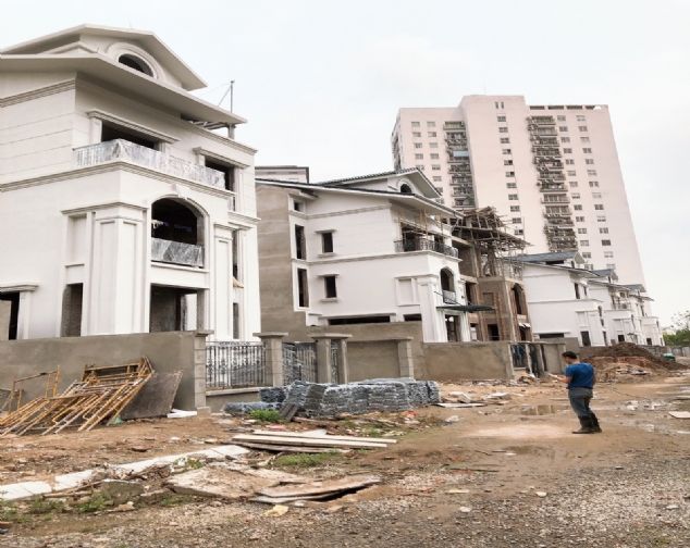 Bán gấp suất ngoại giao, biệt thự cách Hồ Tây 300m, giá 20.5 tỷ, DT 132m2, xây 4 tầng + 1 hầm