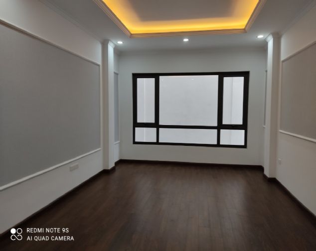Bán lô nhà riêng tại Võng Thị - Tây Hồ, hướng Tây Nam