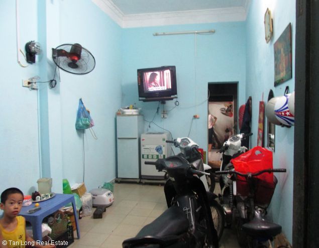 Bán nhà 2 tầng trong ngõ Văn Chương, quận Đống Đa
