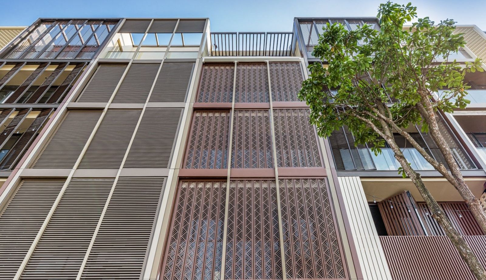 Mua shophouse giá tốt Phố Đông 2 mặt thoáng hướng Nam gần trung tâm hội nghị The Centric Hải Phòng