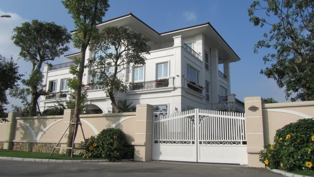 Biệt thự sang trọng tại Vinhomes Riverside, Long Biên cho thuê