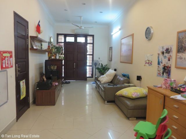 Biệt thự 4 phòng ngủ khu C1 Ciputra, quận Tây Hồ cho thuê
