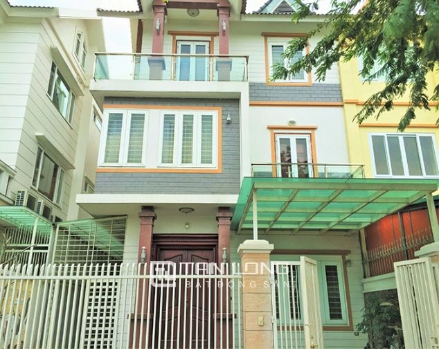 Biệt thự 4 tầng, 20 triệu/ tháng cho thuê tại KĐT Việt Hưng, quận Long Biên