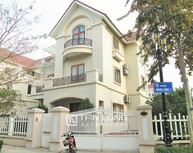 Biệt thự Bằng Lăng 4 phòng ngủ đủ đồ cho thuê tại Vinhomes Riverside, Long Biên