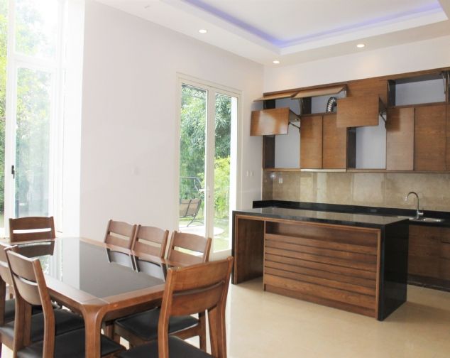 Biệt thự cho thuê, mới hoàn thiện, full đồ tại Vinhomes Riverside, Long Biên