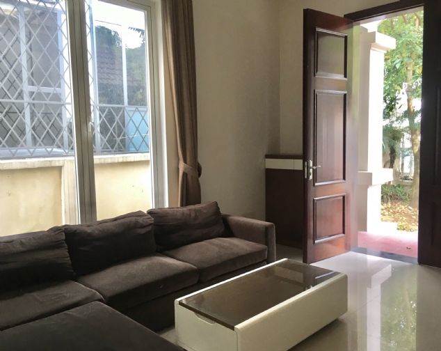 Biệt thự đầy đủ tiện nghi cho thuê giá chỉ 45 triệu/1 tháng tại KĐT Vinhomes Riverside, Long Biên