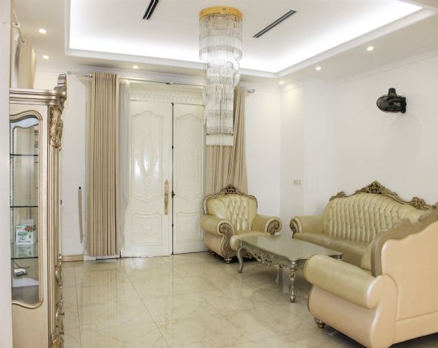 Biệt Thự Đơn Lập đủ đồ tại Vinhomes Riverside, Long Biên giá chỉ 2500$/1 tháng