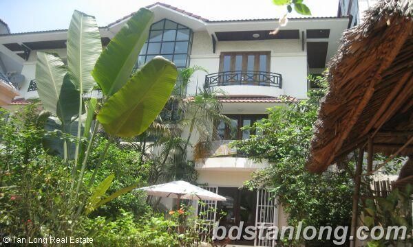 Biệt thự Hồ Tây cho thuê tại Tây Hồ, Hà Nội