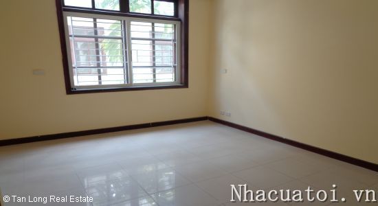 Biệt thự không đồ cho thuê tại D3 Ciputra