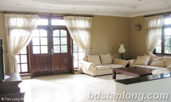 Biệt thự khu C4 -  Ciputra Hà Nội cần bán