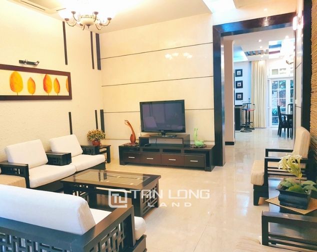 Biệt thự khu T4 Ciputra có 4 phòng ngủ cần cho thuê