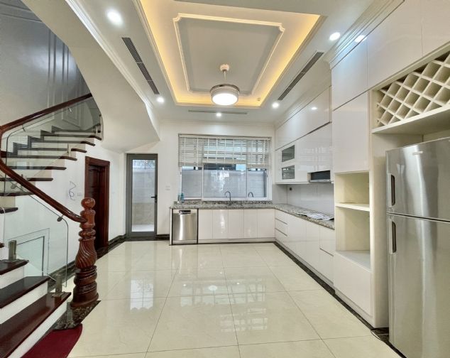 Biệt thự liền kề đủ đồ, 4 ngủ cho thuê tại KĐT Vinhomes The Harmony